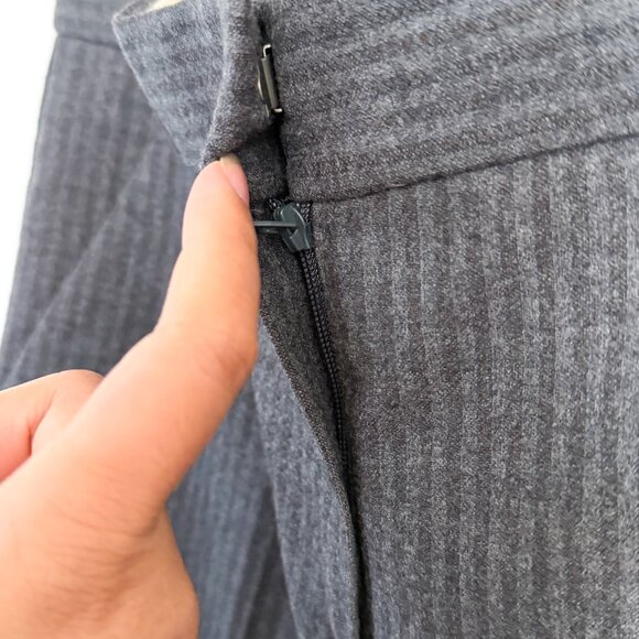 theory // gray wool striped blazer + trouser set (blazer 0 / trousers 2) - Picture 13 of 16